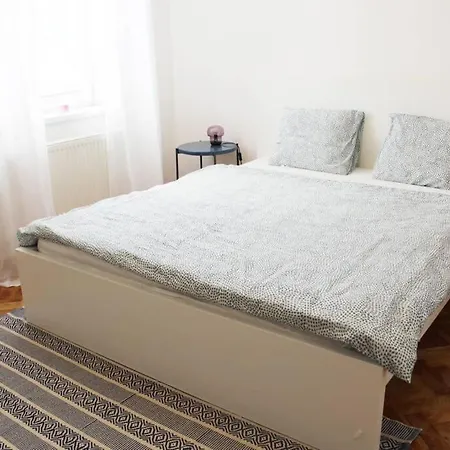 Apartment Apartman Kopec, Se Zahradkou